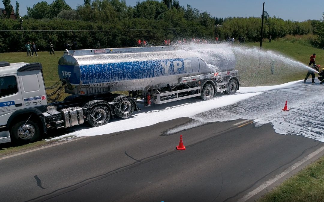 Simulacro de accidente con unidad de Logística Diesel S.A.