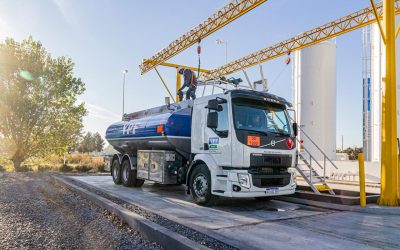 Nueva unidad VOLVO VM + Cisterna DANES 18.000L