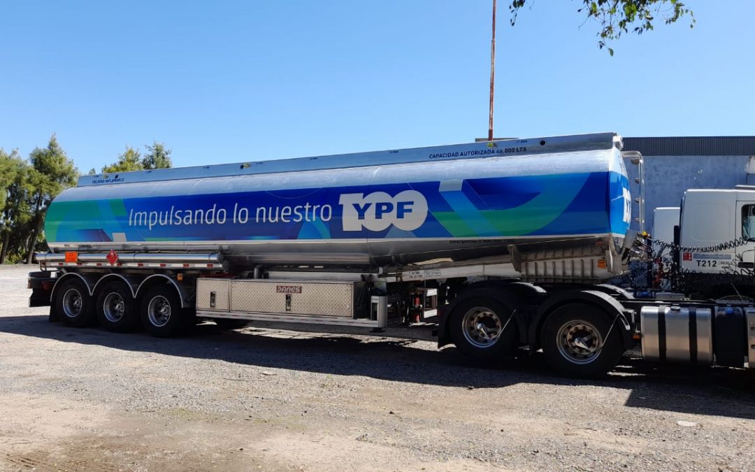 YPF cumple 100 años impulsando el desarrollo productivo de nuestro país.
