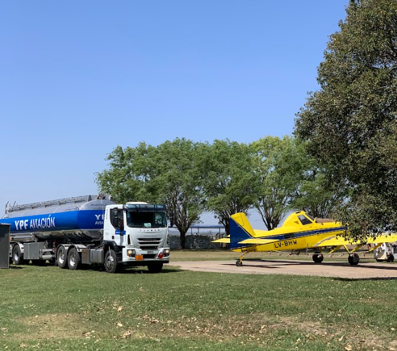 Somos YPF AVIACIÓN Guazzaroni Greco, comercializamos combustibles y lubricantes aeronáuticos